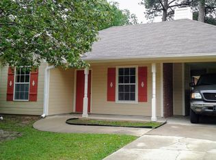 1002 Barnett Bend Cir, Brandon, MS 39047