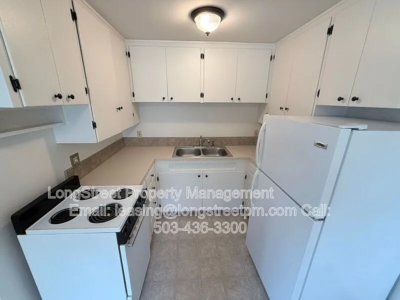 1 bed, 1.0 bath, 592 sqft, $1,395 — Photo 3