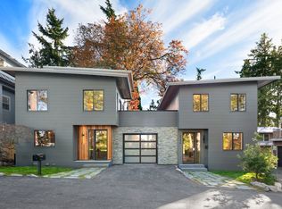 3949 W Barrett Ln, Seattle, WA 98199