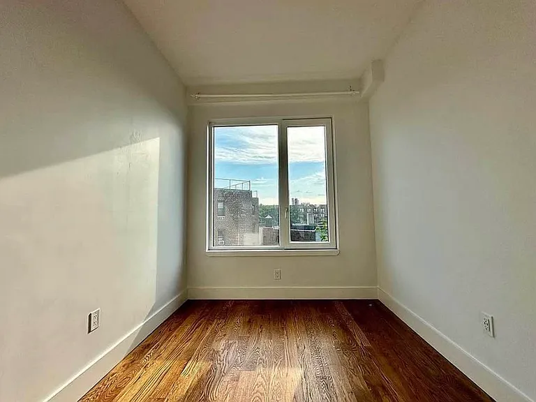1802 Ocean Ave #5D — Photo 10