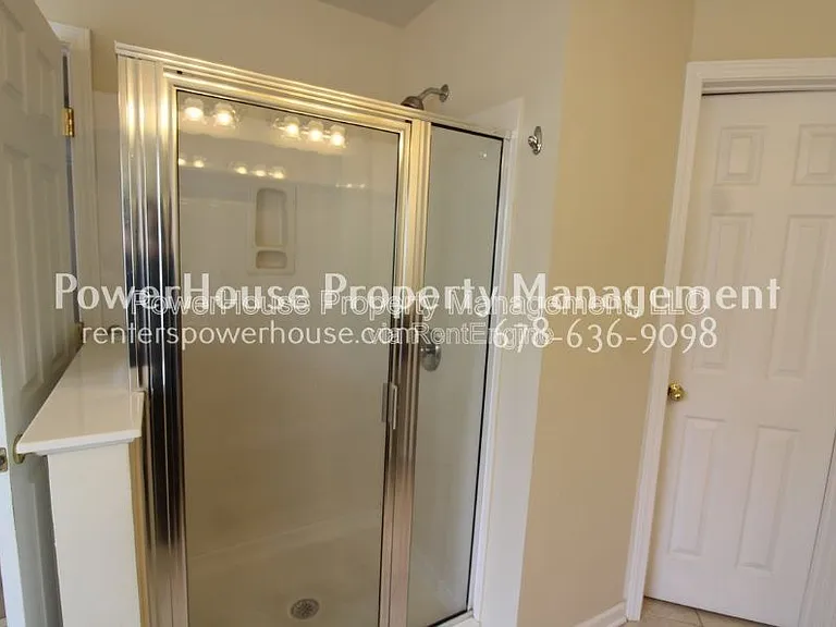 10752 Camarilla Ct — Photo 11