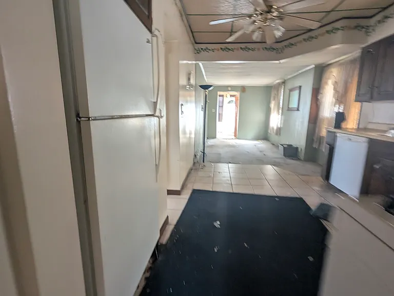 1108 E Arcadia Ave — Photo 10
