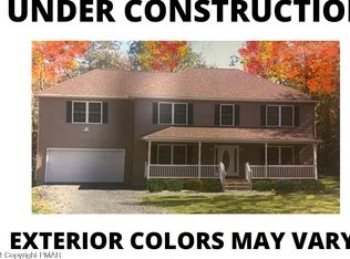 2076 Locust Ridge Rd, Pocono Lake, PA 18347