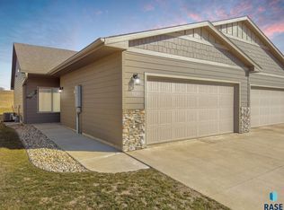 7420 E 45th St, Sioux Falls, SD 57110