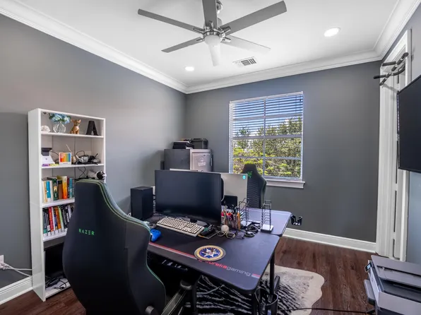 15 Via Floresta Drive, Boca Raton, FL 33487