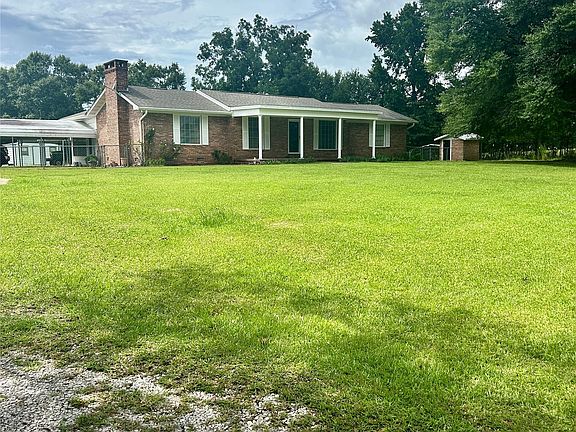 2nd image of 1035 Pettus Rd
