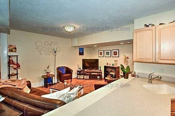 2nd image of 16 Garrison Rd #Ta7