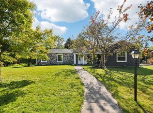 845 E Ellsworth Ln, Bayside, WI 53217