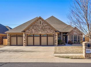 12505 Smithfield Ln, Oklahoma City, OK 73173