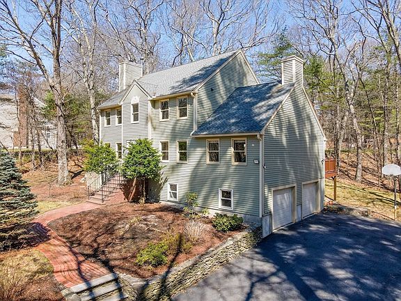 4th image of 255 Hay Meadow Rd