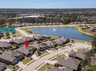 320 Black Walnut Ct, Conroe, TX 77304