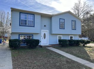 8300 Wynewood Ct, Raleigh, NC 27616