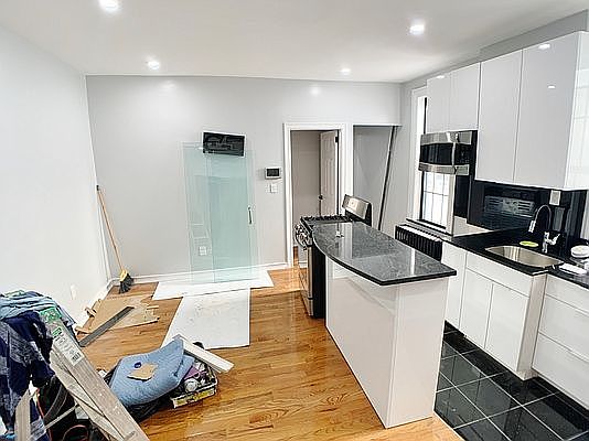 4th image of 43-19 31st Ave #3J