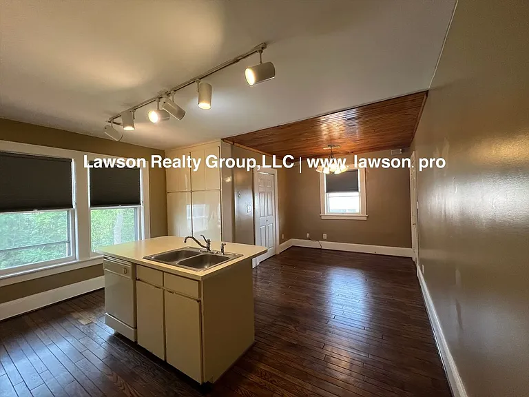 928 2nd St SW — Photo 29