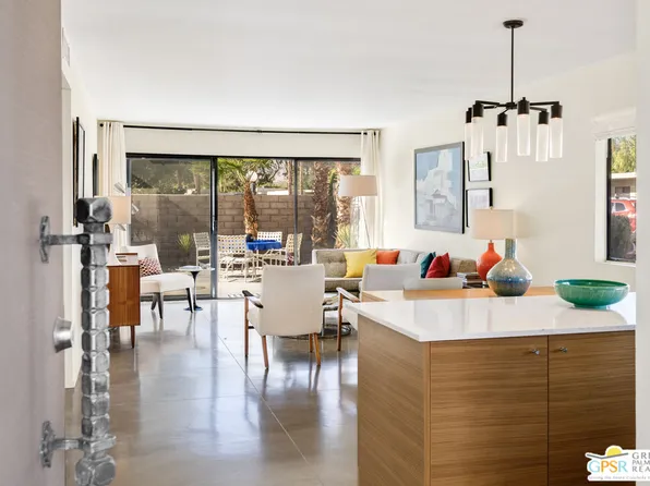 2075 E Sandalwood Dr, Palm Springs, CA 92262