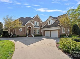 18544 River Ford Dr, Davidson, NC 28036