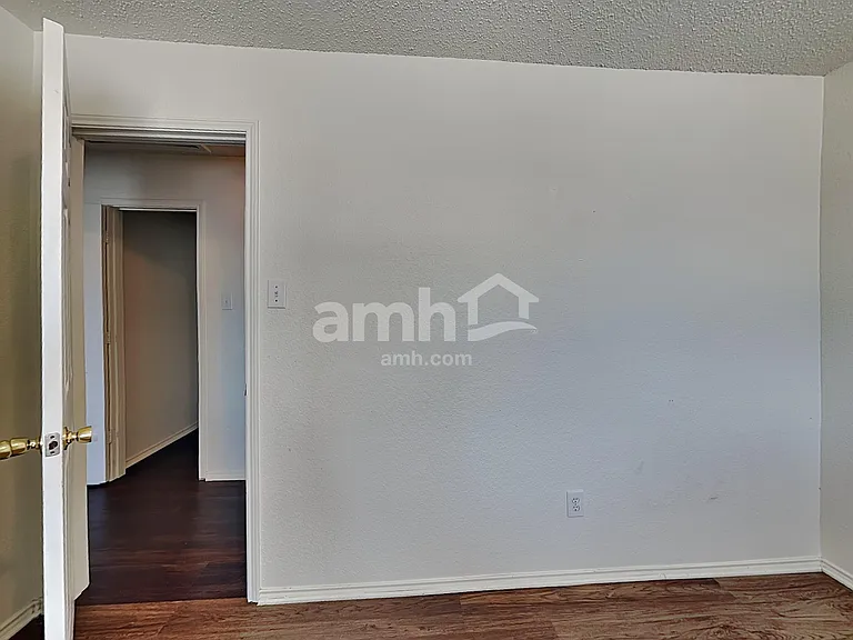 1601 White Oak Rd — Photo 16