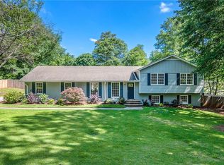 528 Chestnut Hill Rd SW, Marietta, GA 30064