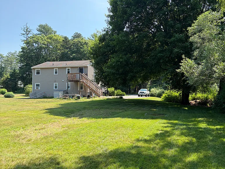 73 Botka Dr #B — Photo 15