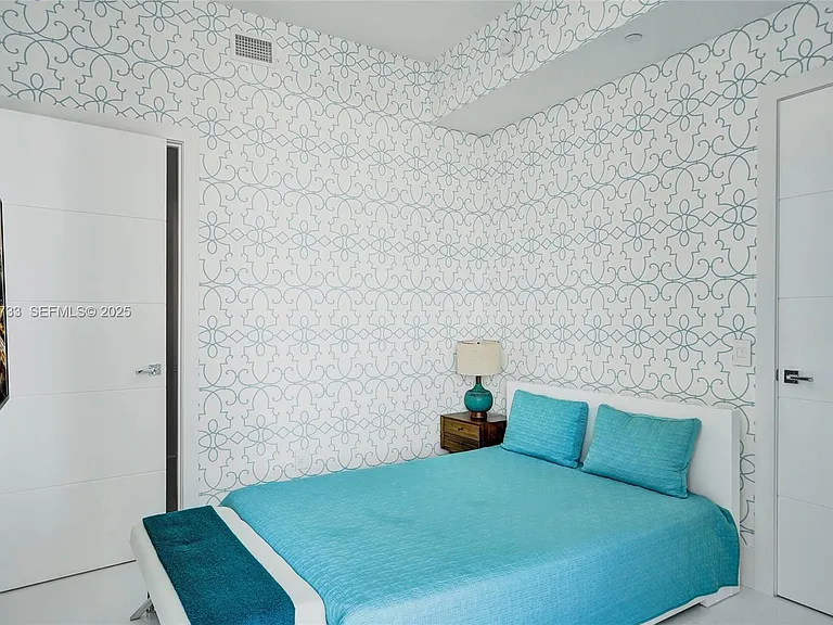 15811 Collins Ave #3302 — Photo 39