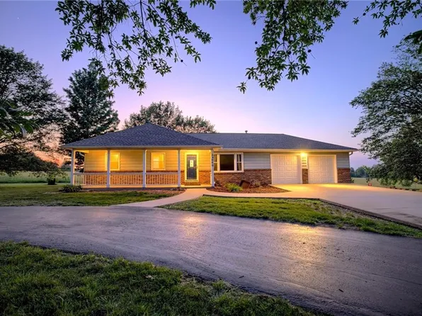 24000 W 79th St, Shawnee, KS 66227