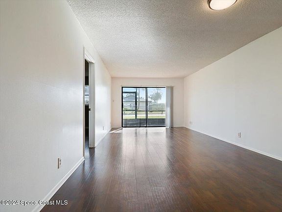 4th image of 520 Palm Springs Blvd APT 103