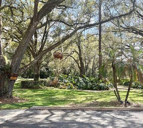 4th image of 4901 Chuluota Rd