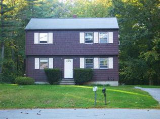 6 Victoria Cir, Pelham, NH 03076