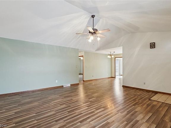 5th image of 6695 Clingan Rd Unit 32