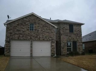 425 Creekwood Ct, Forney, TX 75126