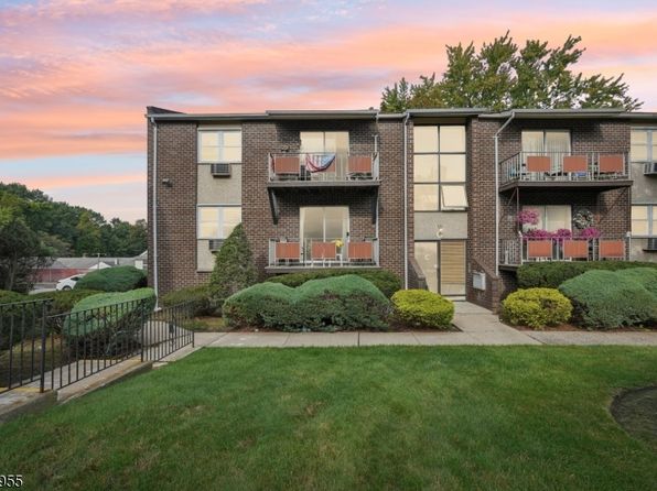 421 Bloomfield Ave APT C1