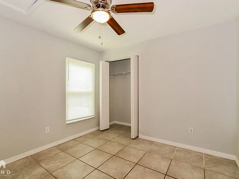 209 Banyan Ct — Photo 7
