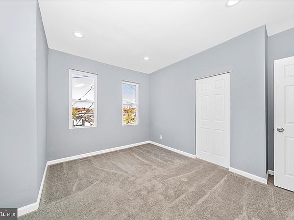 3rd image of 2224 W Fayette St