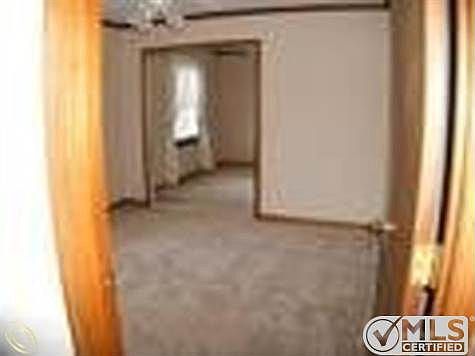 133 Joan Court - bedroom #1.JPG