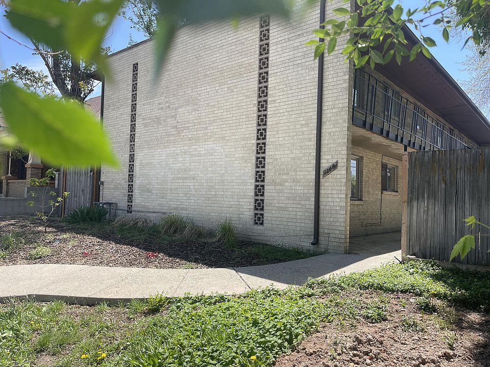 1st image of 1140 E Ramona Ave APT 1