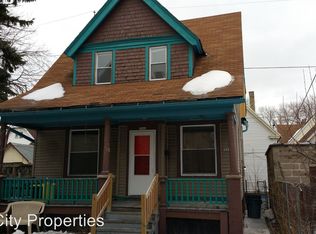 2846 N Holton St, Milwaukee, WI 53212