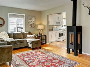 8421 35th Ave SW, Seattle, WA 98126