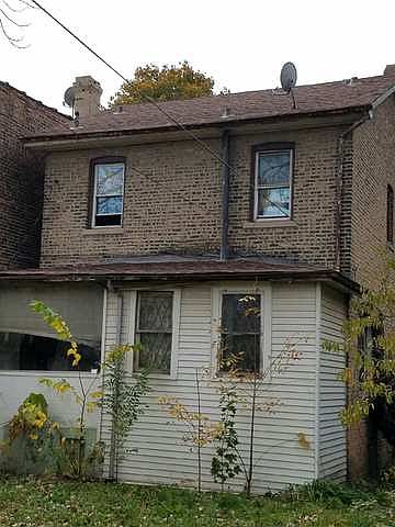 2nd image of 6441 S Vernon Ave