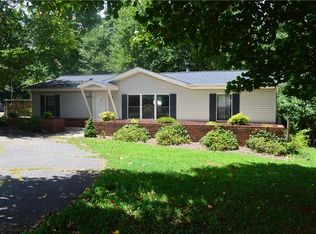 4489 Lakehill Dr, Catawba, NC 28609