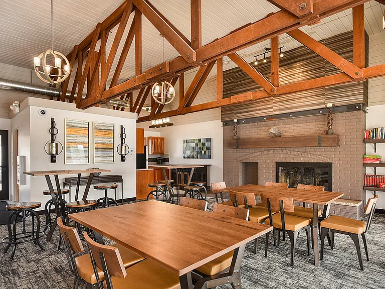 Lancaster Village Apartments — Photo 33