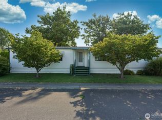 908 NE Empire St, College Place, WA 99324