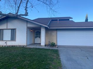 176 S Los Mesquites St, Orange, CA 92869
