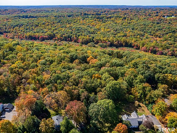 2nd image of 81 Sport Hill Road