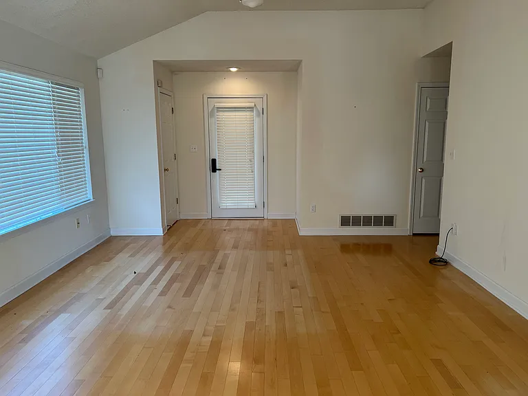 609 Heidman Rd #609 — Photo 3