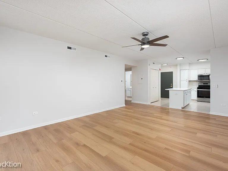 1 S Lincoln Ave #208 — Photo 10