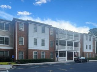 140 Springer Ln #234, Chesapeake, VA 23320