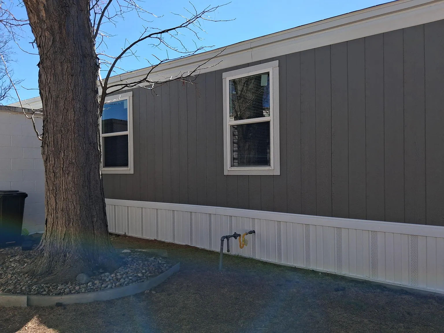 Green Acres — Photo 3