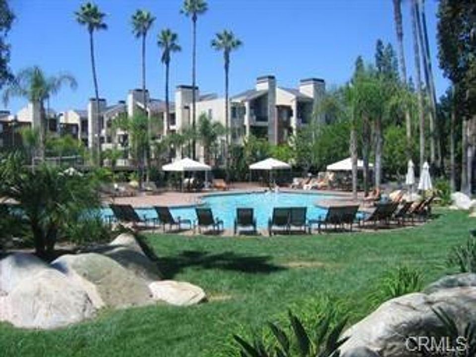 1st image of 21450 Burbank Blvd APT 209