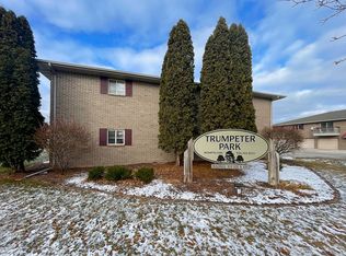630 Trumpeter Trl #5, De Pere, WI 54115