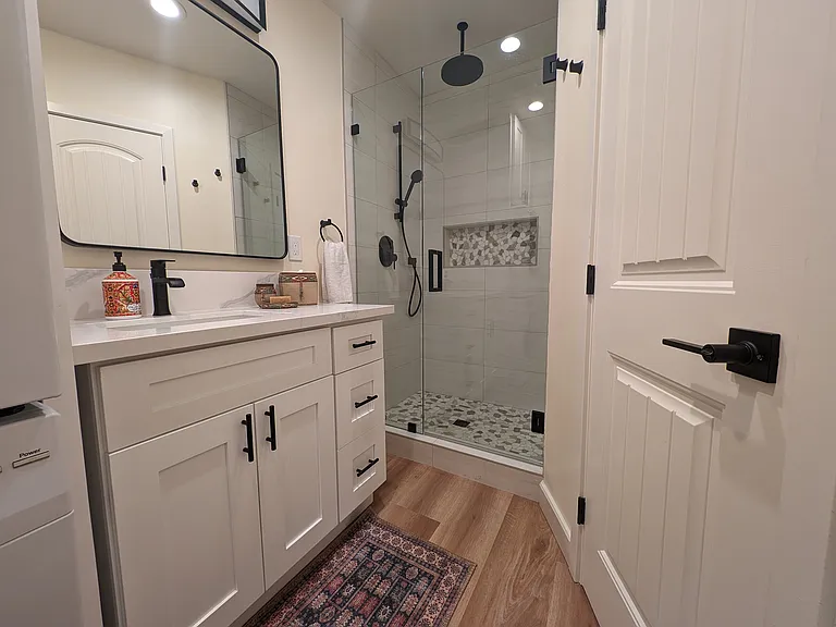 5692 Linfield Ave — Photo 19